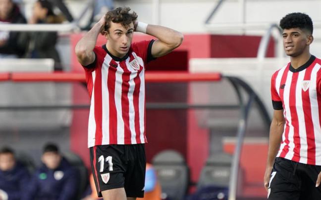 Mikel Goti se lamenta durante el partido ante el Real Unión.
