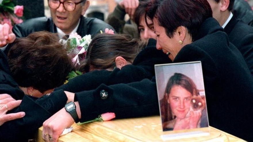Funeral por una de las niñas de Alcàsser.