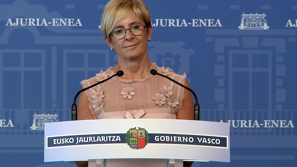 Tapia, durante la rueda de prensa ofrecida ayer al término del Consejo de Gobierno.