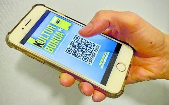 Datorren urteko bonua digitala izango da eta Kulturaz ‘app’-aren bidez erabili ahalko da. Datorren urteko bonua digitala izango da eta Kulturaz ‘app’-aren bidez erabili ahalko da.