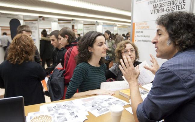 Feria de Orientación Universitaria en el Campus de Álava de la UPV/EHU Feria de Orientación Universitaria en el Campus de Álava de la UPV/EHU