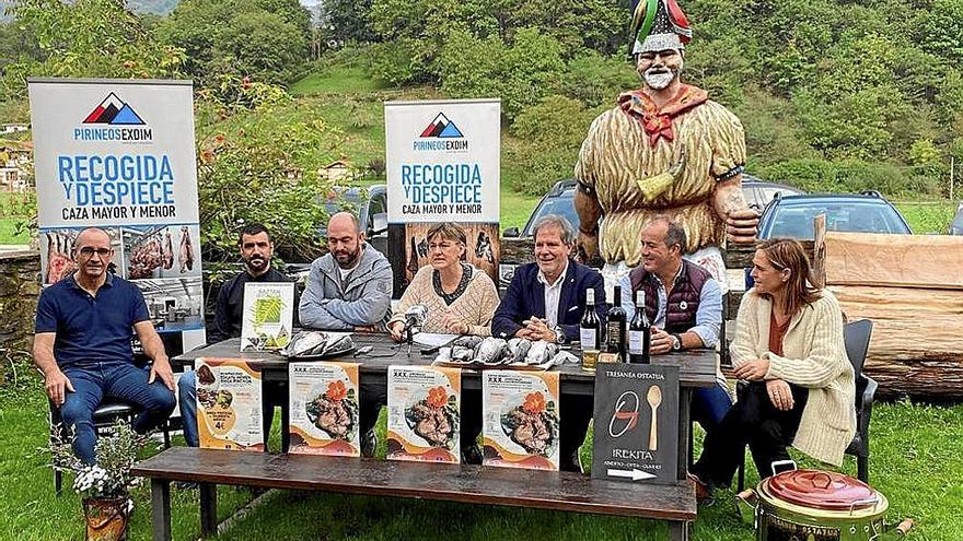 La presentación de las jornadas se realizó ayer en el restaurante Tresanea. | FOTO: CEDIDA