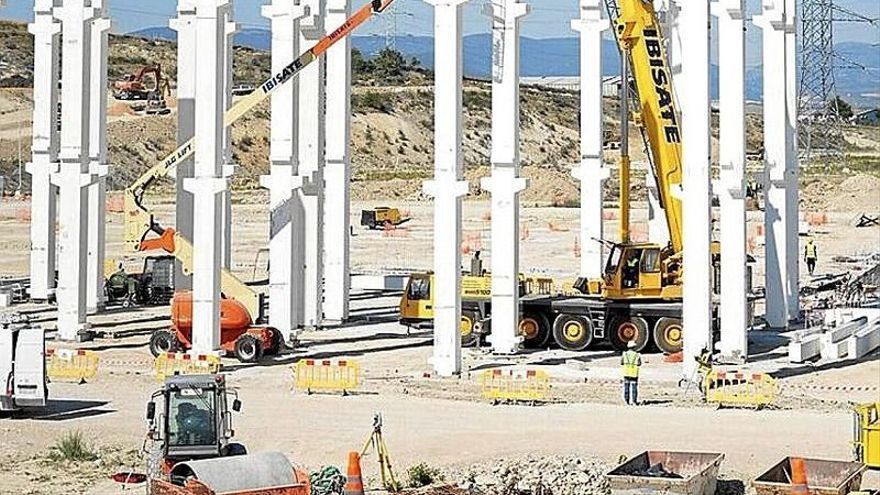 Acto de colocación de la primera piedra del centro de datos Merlin Properties en Arasur.