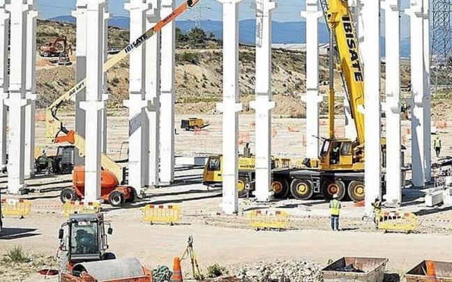 Acto de colocación de la primera piedra del centro de datos Merlin Properties en Arasur.