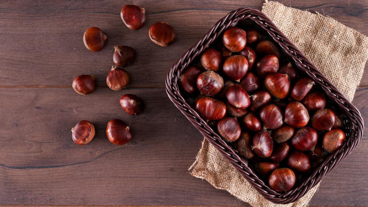 El reparto de casta&ntilde;as es una de las actividades para estas Navidades