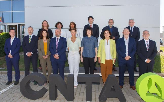 Autoridades que han asistido al acto, en la sede del CNTA, en San Adriáin. Autoridades que han asistido al acto, en la sede del CNTA, en San Adriáin.