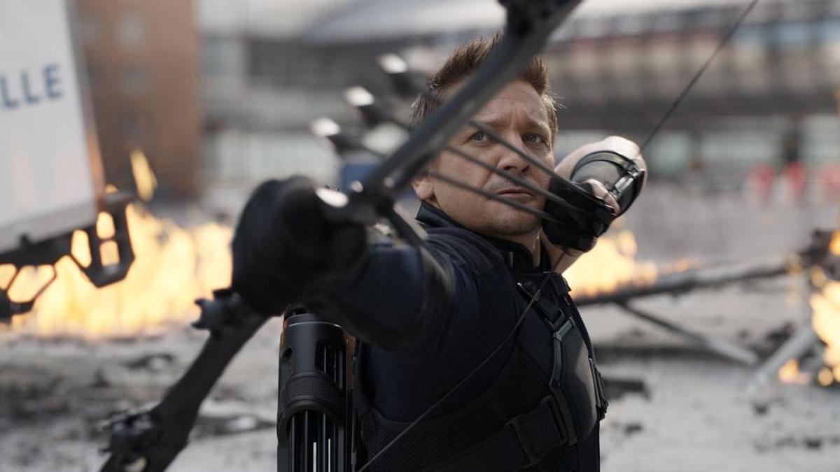 El actor Jeremy Renner da vida a Ojo de Halcón en el UCM.