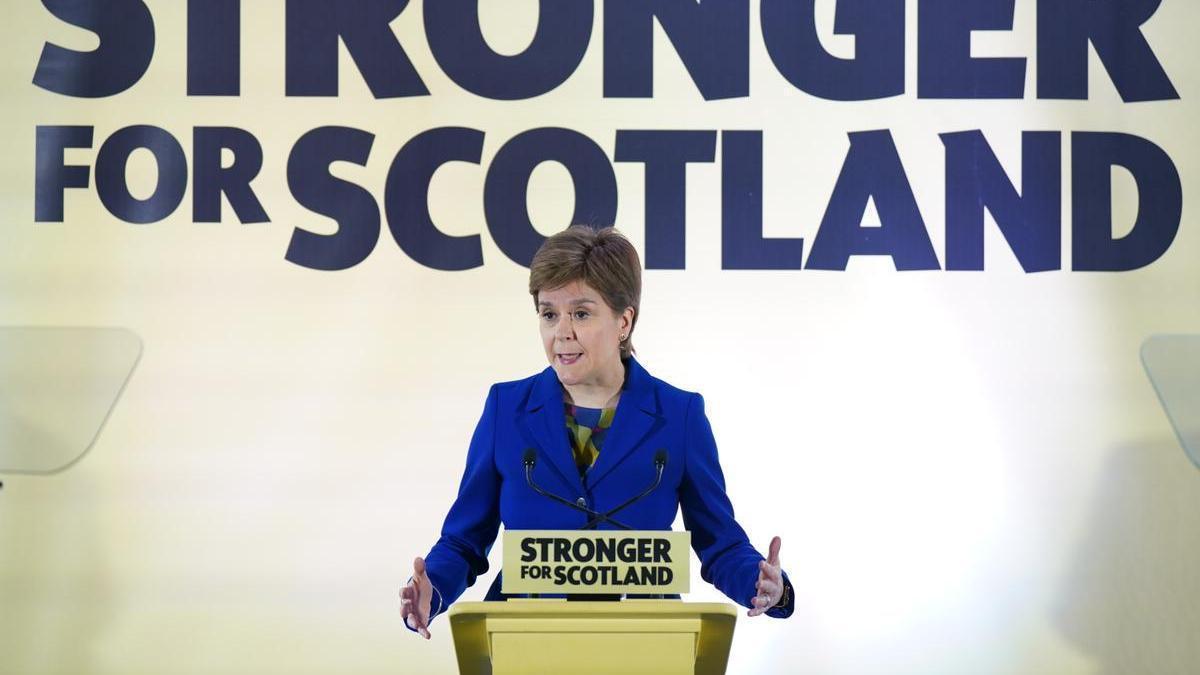 La todavía ministra principal de Escocia, Nicola Sturgeon, que ha anunciado su dimisión.