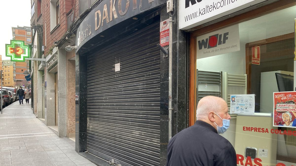 Imagen del exterior del bar Dakota ubicado en El Kalero.