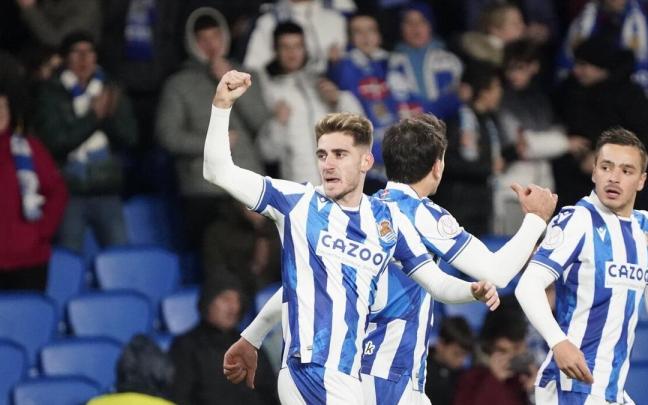 Robert Navarro celebra su gol frente al Mallorca