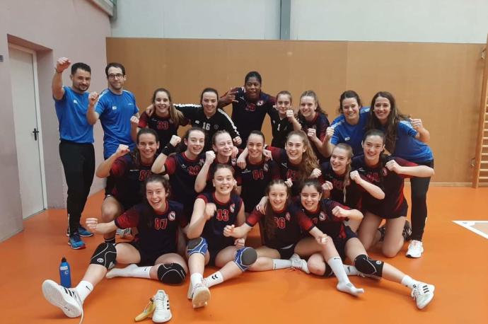 Las cadetes navarras, subcampeonas de España