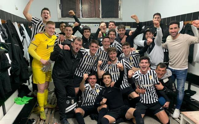 La plantilla del Alesves celebra una de sus últimas victorias ligueras.