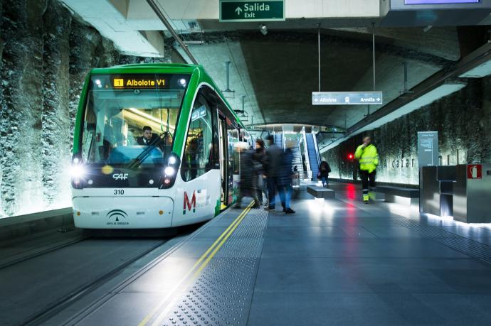 Unidad de CAF para el Metro de Granada ya en funcionamiento.