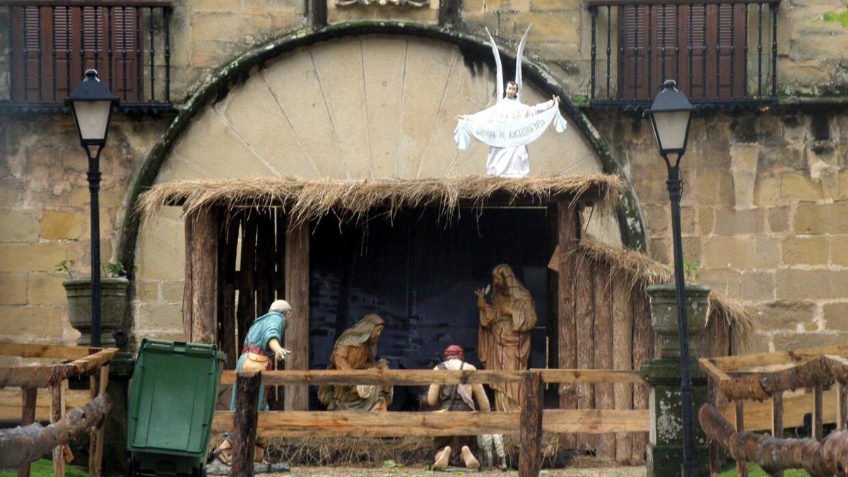 Nacimiento en los jardines del Palacio Narros en Zarautz