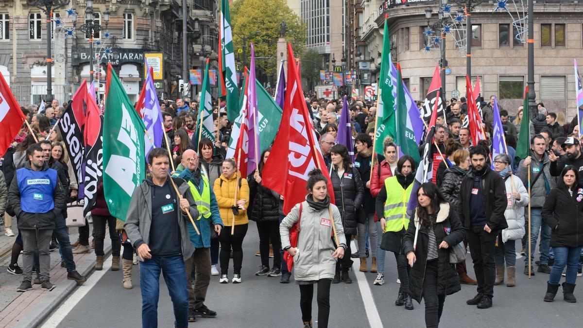 Manifestación contra la Ley vasca de Educación en Bilbao.