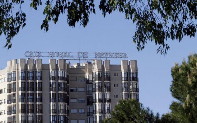 Edificio de Caja Rural en Pamplona