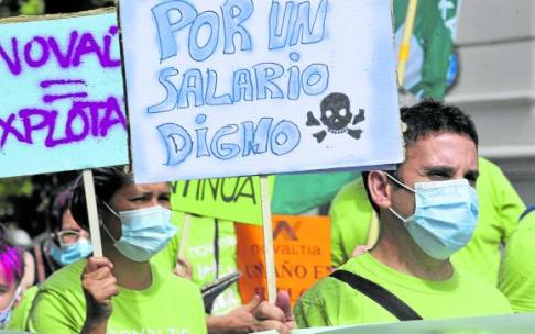Movilización de trabajadores de Novaltia, que llevan más de dos años en huelga.