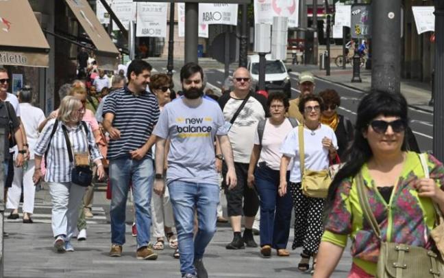 En los hospitales vascos hay ingresadas en planta 47 personas más que a semana pasada.