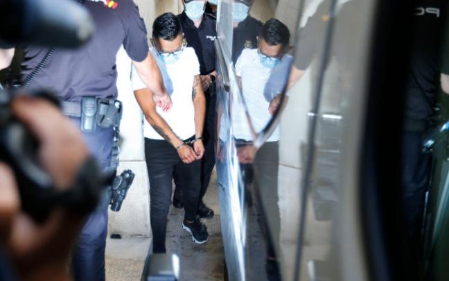 La Fiscalía pide entre 19 y 21 años de cárcel para los acusados de la 'manada' de Callosa La Fiscalía pide entre 19 y 21 años de cárcel para los acusados de la 'manada' de Callosa