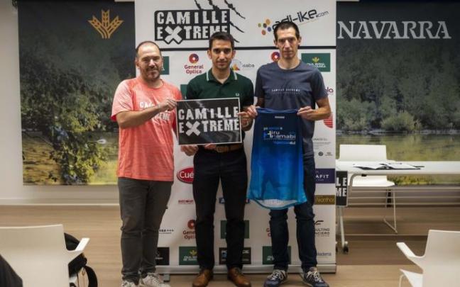 Presentación de la carrera, de i. a d.: Gorka Bueno, organizador; Raúl Santos, marketing Caja Rural; e Iker Bueno, organizador. Presentación de la carrera, de i. a d.: Gorka Bueno, organizador; Raúl Santos, marketing Caja Rural; e Iker Bueno, organizador.