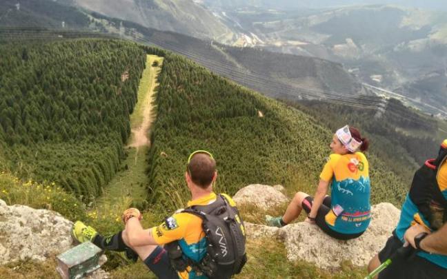 El proyecto nació en 2016 con la expedición de un grupo de deportistas por diez localidades por cimas y senderos. El proyecto nació en 2016 con la expedición de un grupo de deportistas por diez localidades por cimas y senderos.