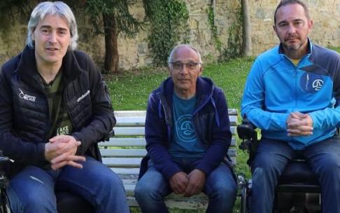 Los tres integrantes de la asociación