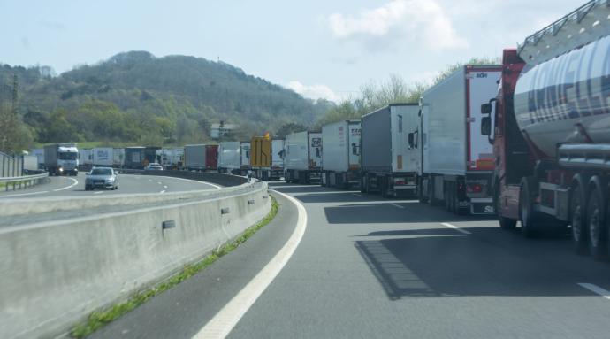 Grito "desesperado" en el transporte guipuzcoano por el precio del gasóleo