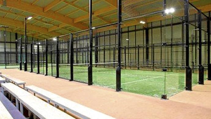 Pista central de las instalaciones de Mutilva Alta.