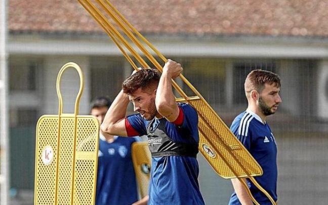 David García, un fijo en la defensa, ayer en Tajonar. Foto: CA Osasuna