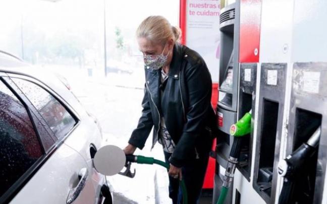 La medida pretende compensar el incremento de precios de los carburantes. La medida pretende compensar el incremento de precios de los carburantes.