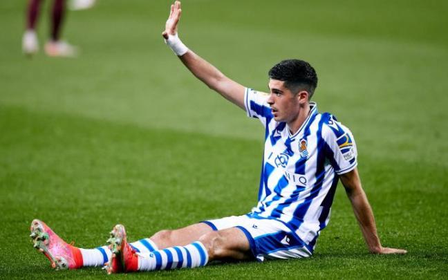 Real Sociedad | Carlos Fernández, "torsión" a la espera de nuevas pruebas Real Sociedad | Carlos Fernández, "torsión" a la espera de nuevas pruebas