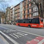 Carril-bus y parada de Bilbobus |Ayuntamiento