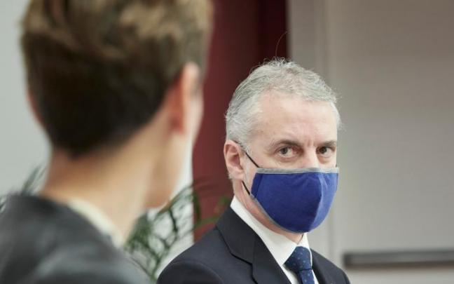 El lehendakari, Íñigo Urkullu y la presidenta de Nafarroa, María Chivite.