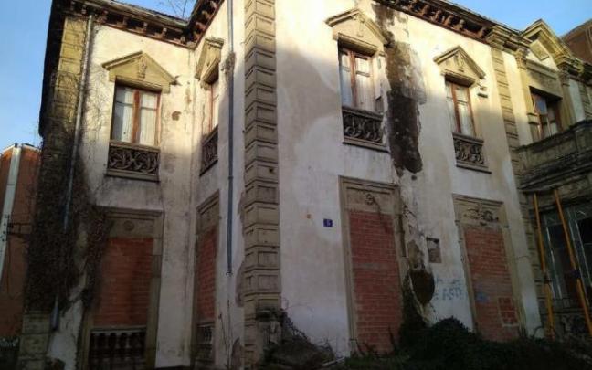 Estado del caserón en Manuel Iradier.