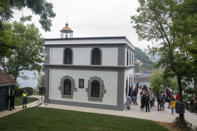 Casa del faro de la isla, tras ser rehabilitada para acoger la creación de Cristina Iglesias.