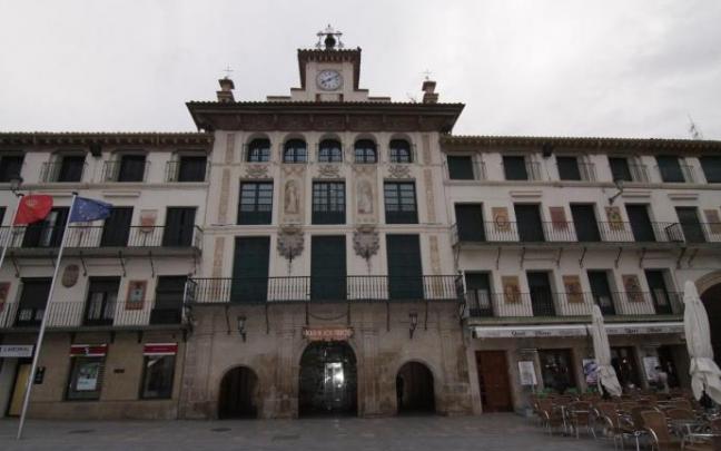 Fachada de la Casa del Reloj.