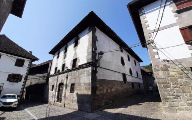El caserón otsagiarra
