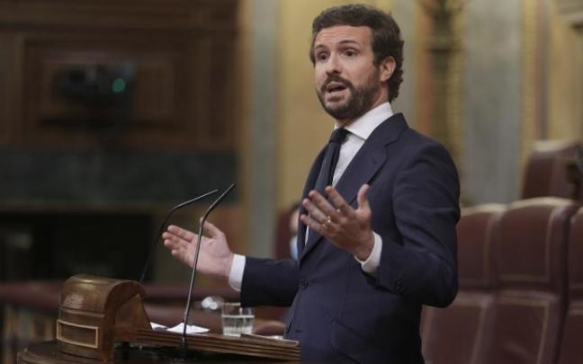 El líder del PP, Pablo Casado, interviene en una sesión de control al Gobierno.