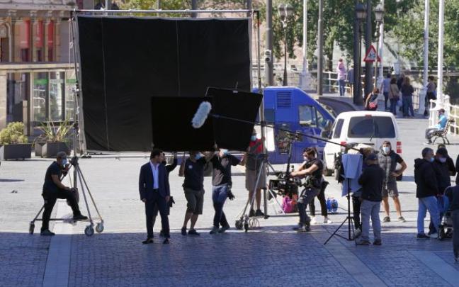 Se buscan niños para participan en una película en Bilbao. En la imagen, un rodaje en Bilbao. Se buscan niños para participan en una película en Bilbao. En la imagen, un rodaje en Bilbao.