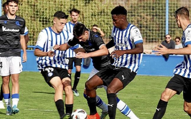 El filial albiazul dio la cara de forma notable ante el Sestao. | FOTO: PILAR BARCO
