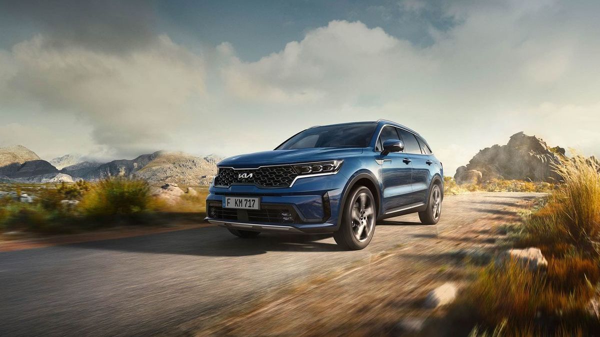 Este modelo de KIA es uno de los pocos vehículos híbridos enchufables que ofrecen hasta 7 asientos. / CEDIDA