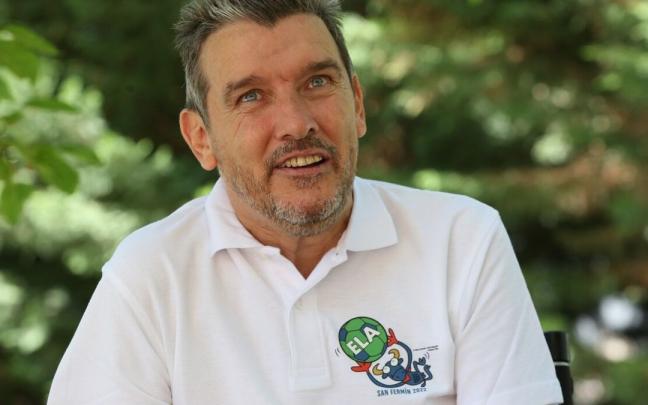 Juan Carlos Unzu&eacute;, en un momento de la entrevista realizada en Orkoien.