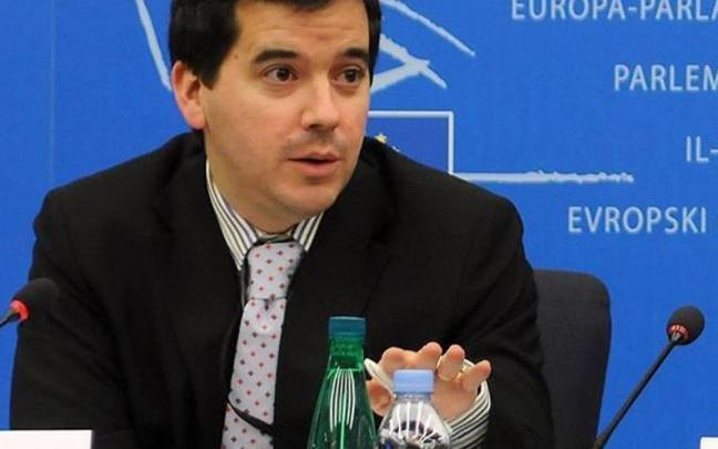 Mikel Irujo, en una rueda de prensa.