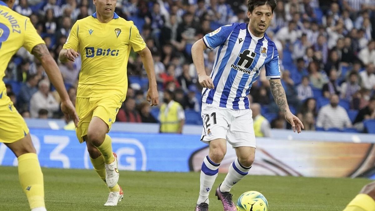 David Silva, en un lance del partido Real Sociedad-Cádiz de la temporada pasada en Anoeta