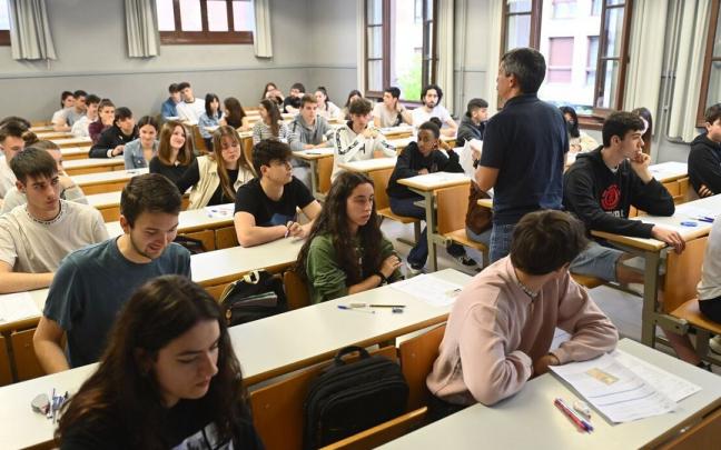Una clase de un instituto vasco. Una clase de un instituto vasco.