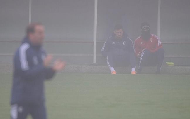 Abde, junto a Barja, en el entrenamiento de Osasuna de este viernes