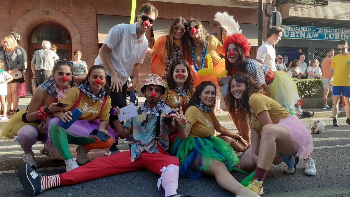 Dispuestos a hacer el payaso en el mejor de los sentidos con un programa repleto de actividades.