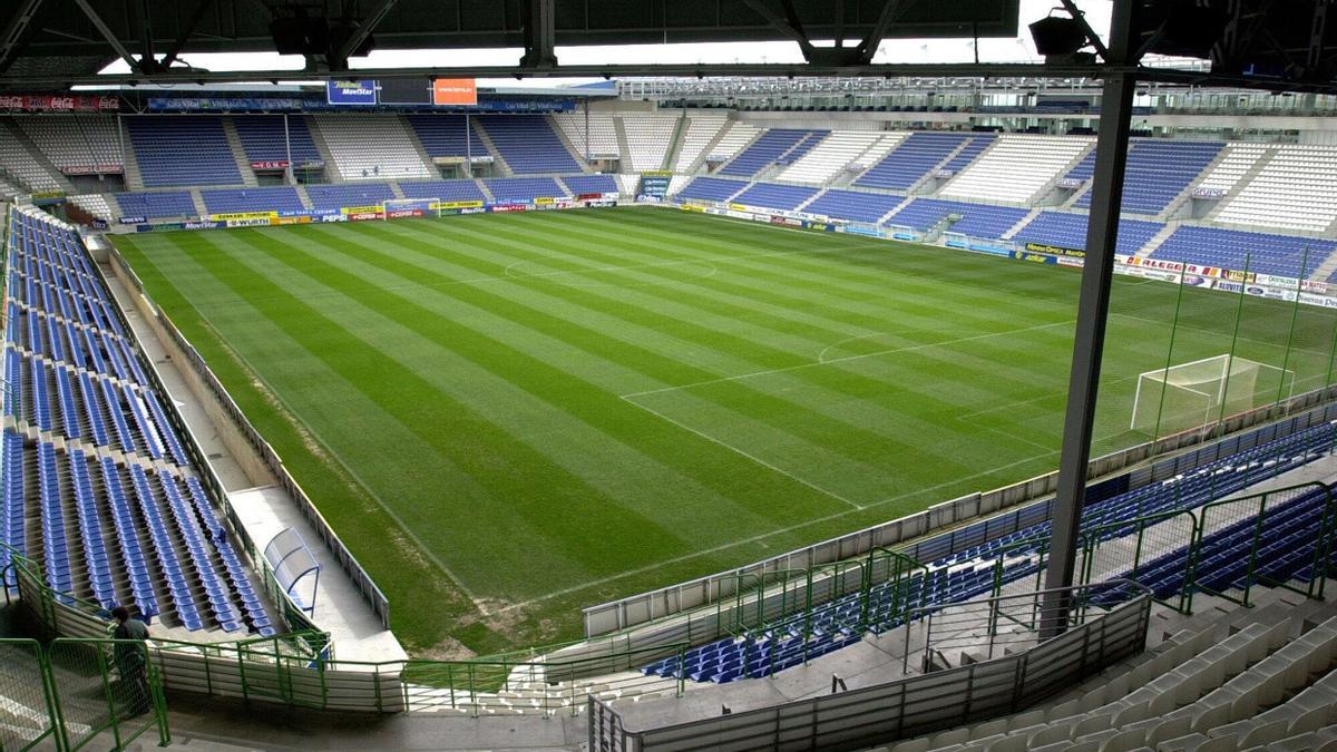 Vista interior del campo de Mendizorroza