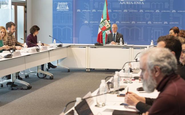 I&ntilde;igo Urkullu, durante la reuni&oacute;n que ha mantenido con el Consejo Asesor de Colectividades Vascas.