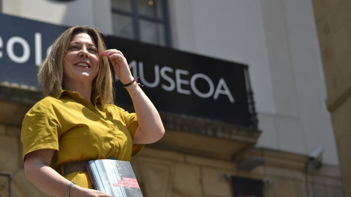 La escritora Esmeralda Hernando es la autora del libro &lsquo;Museos de Bizkaia en pildoritas&rsquo;, un recorrido cultural por los 35 museos de Bizkaia.